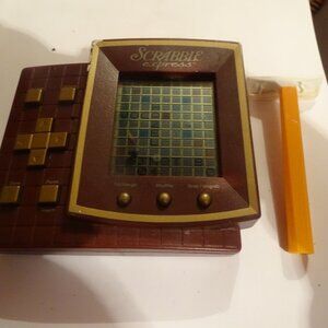 Scrabble Express handheld game  1999 Hasbro